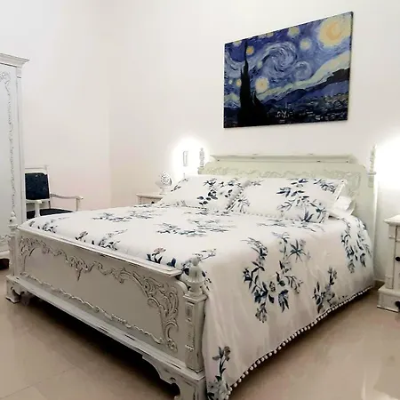 Balcone In Valle D'itria マルティナ・フランカ